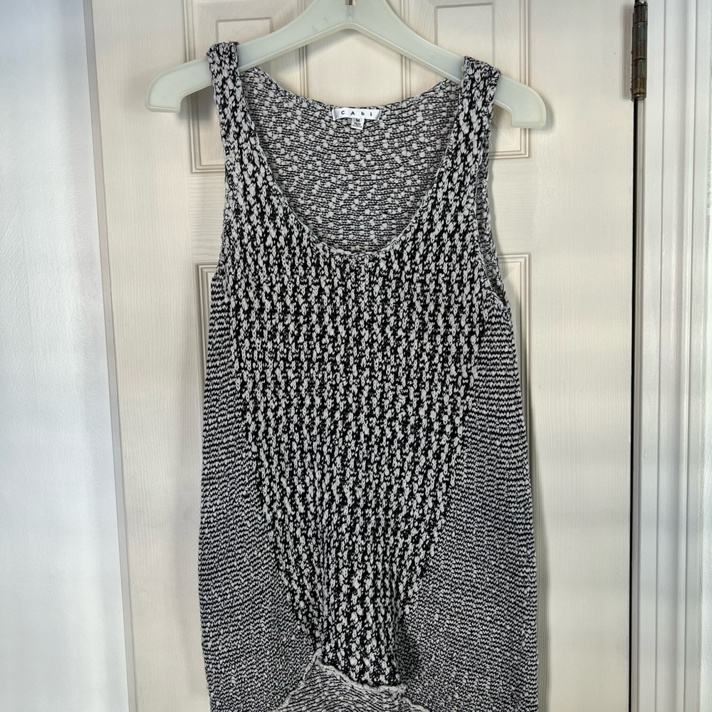 Cabi high/low sleeveless vest